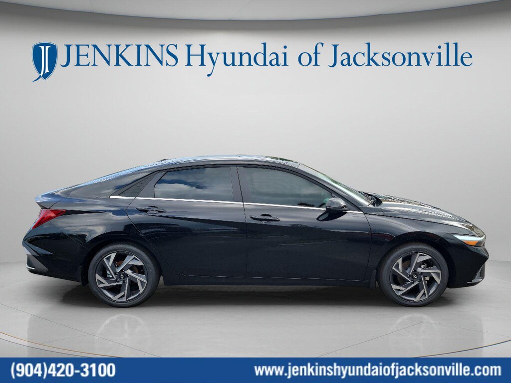 New 2026 Hyundai Elantra Limited Sedan
