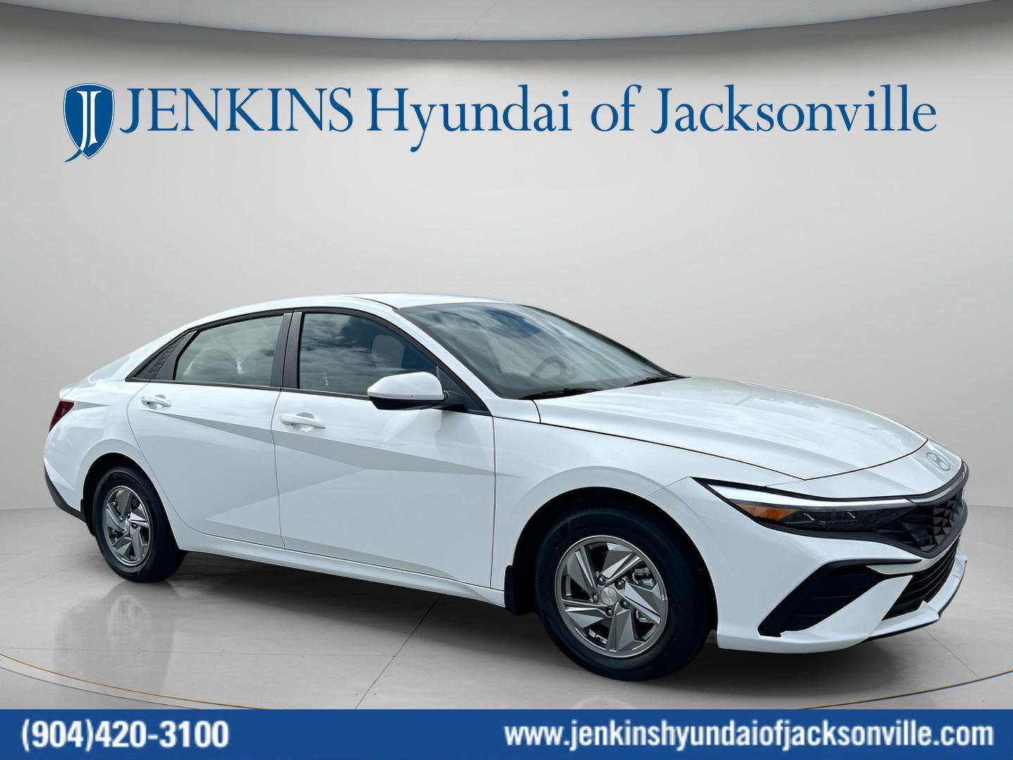 New 2026 Hyundai Elantra SE Sedan