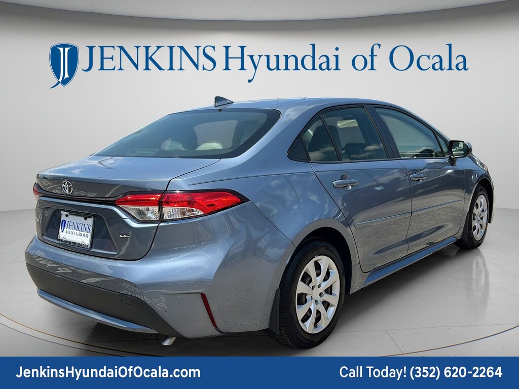 Used 2020 Toyota Corolla LE Sedan