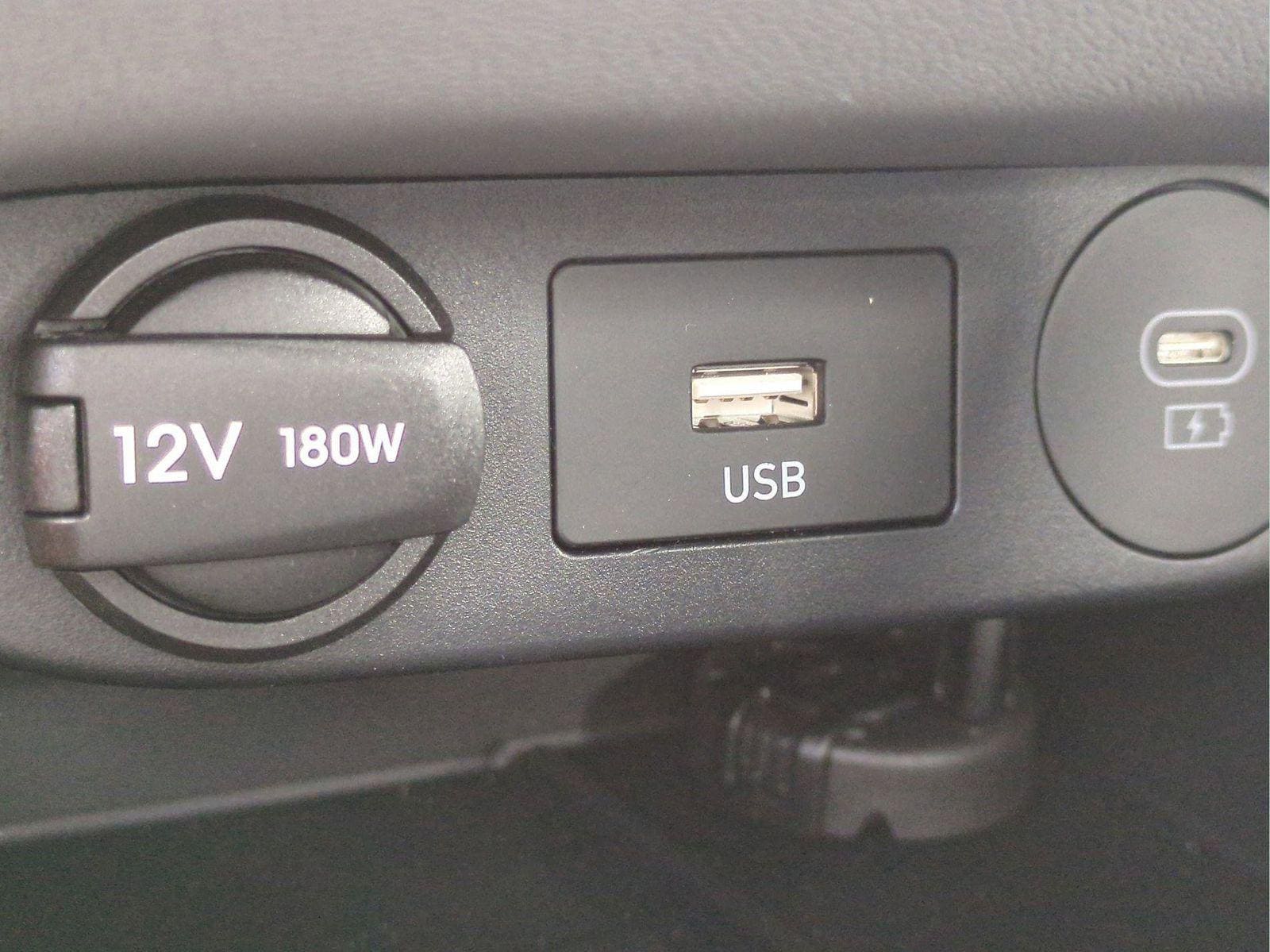 2025 Hyundai Elantra SEL - Photo 27