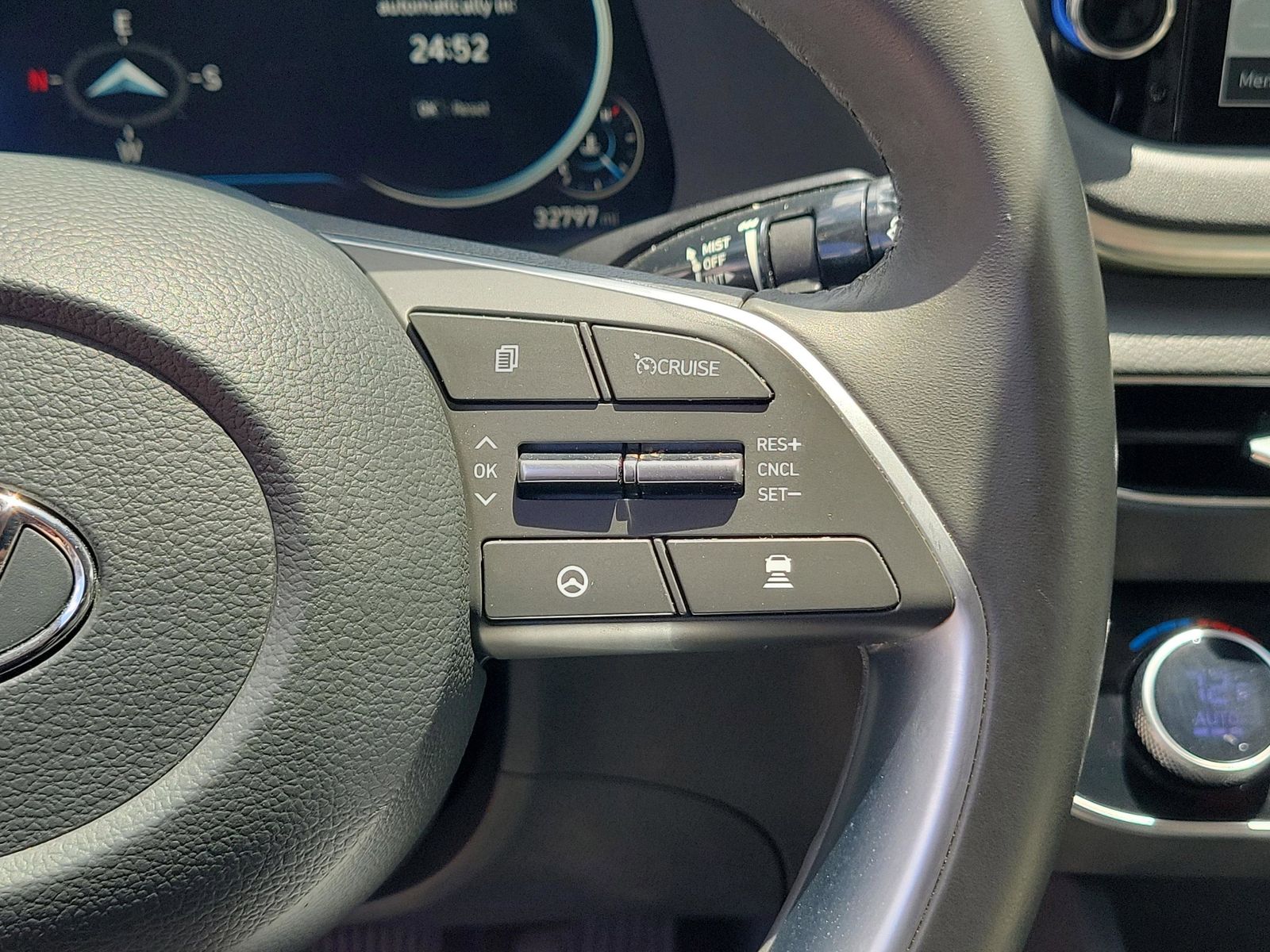 2023 Hyundai Sonata SEL - Photo 32