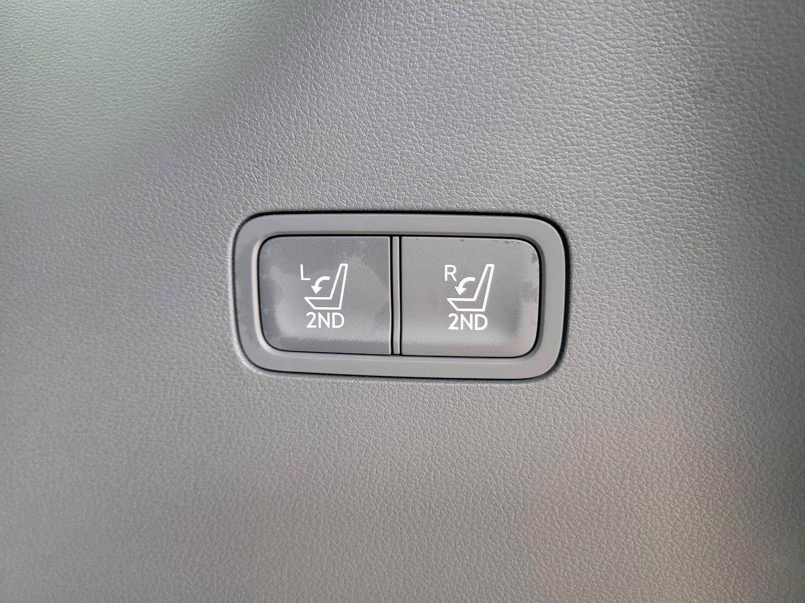 2025 Hyundai Santa Fe SEL - Photo 18