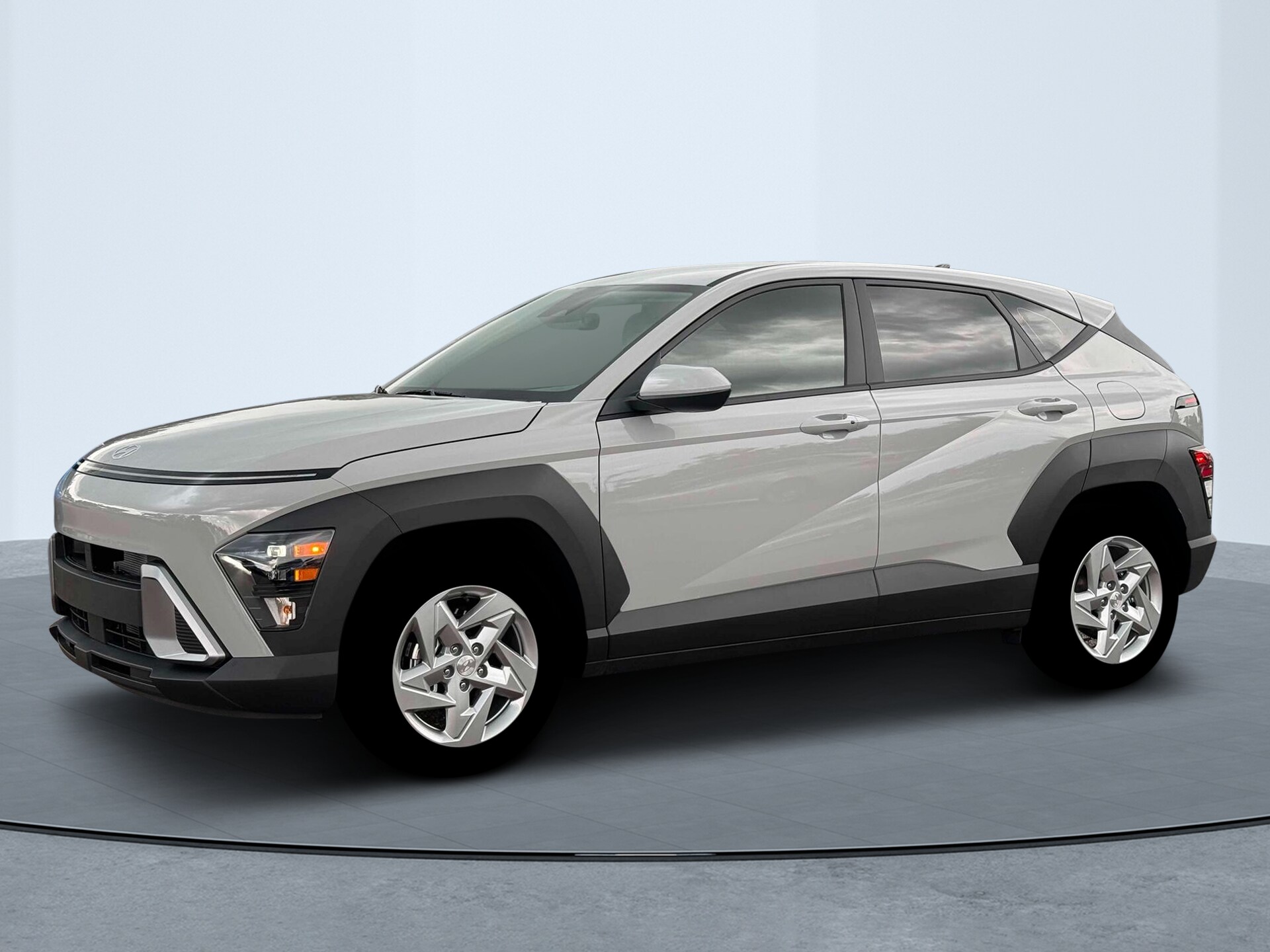 2026 Hyundai Kona SE photo 2