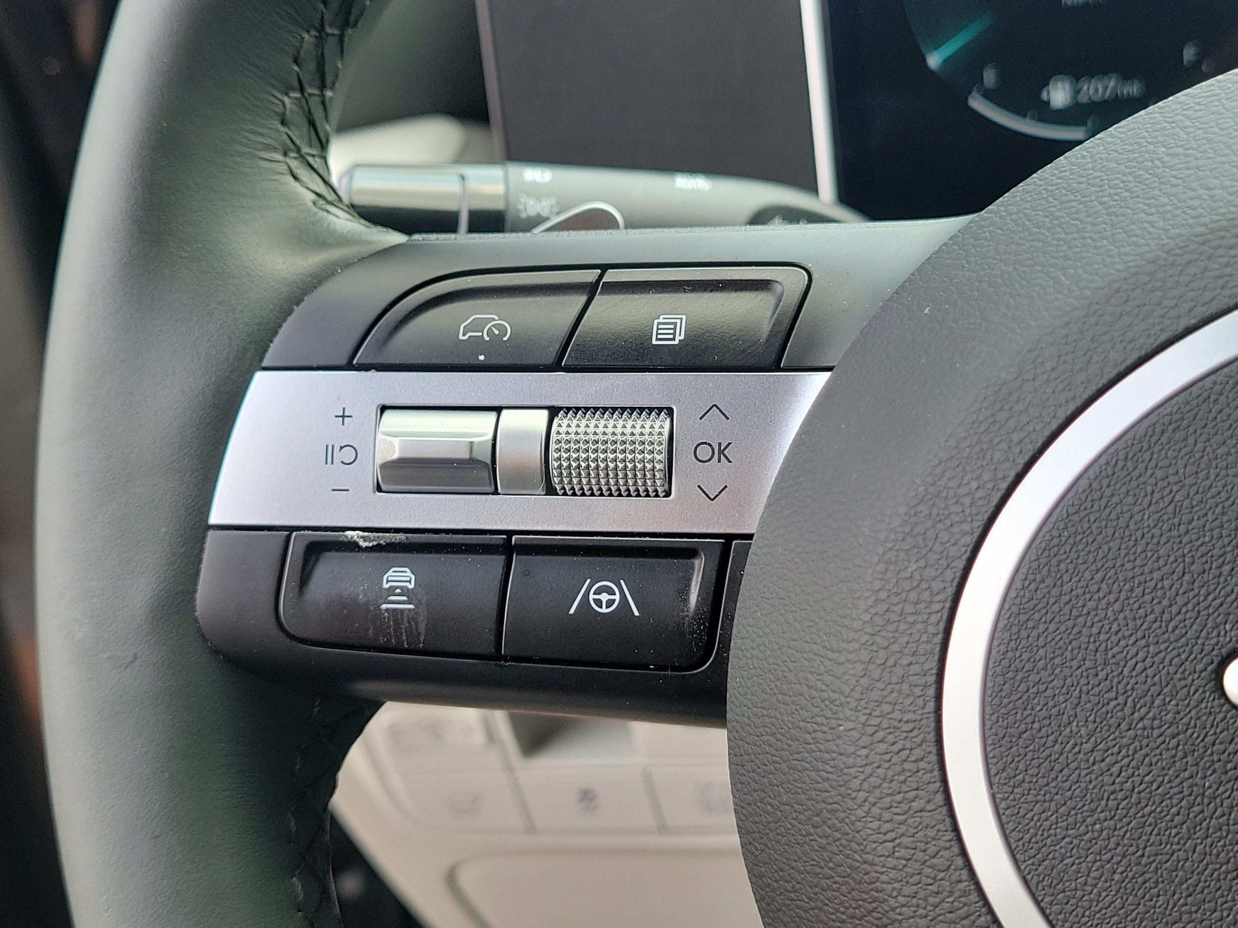 2026 Hyundai Tucson Limited - Photo 33