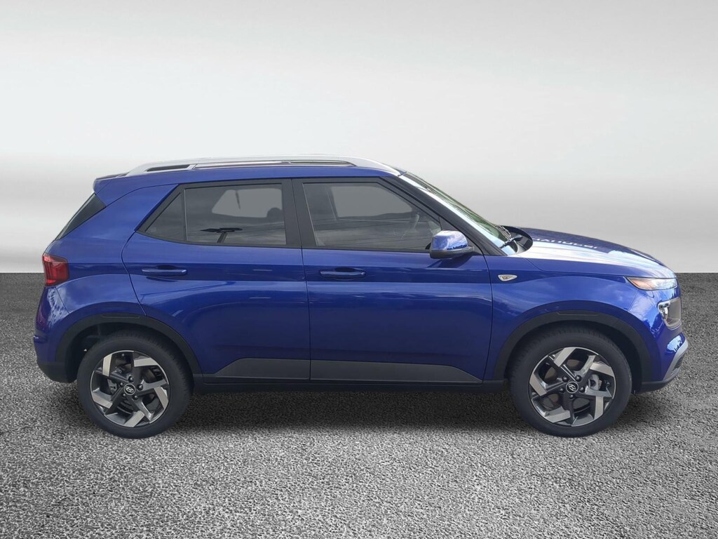 New 2026 Hyundai Venue SEL SUV