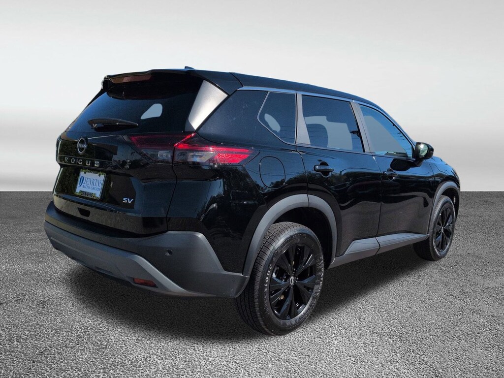Used 2023 Nissan Rogue SV SUV