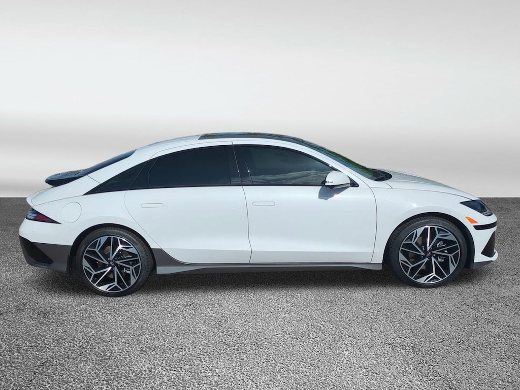 New 2025 Hyundai IONIQ 6 Limited Sedan