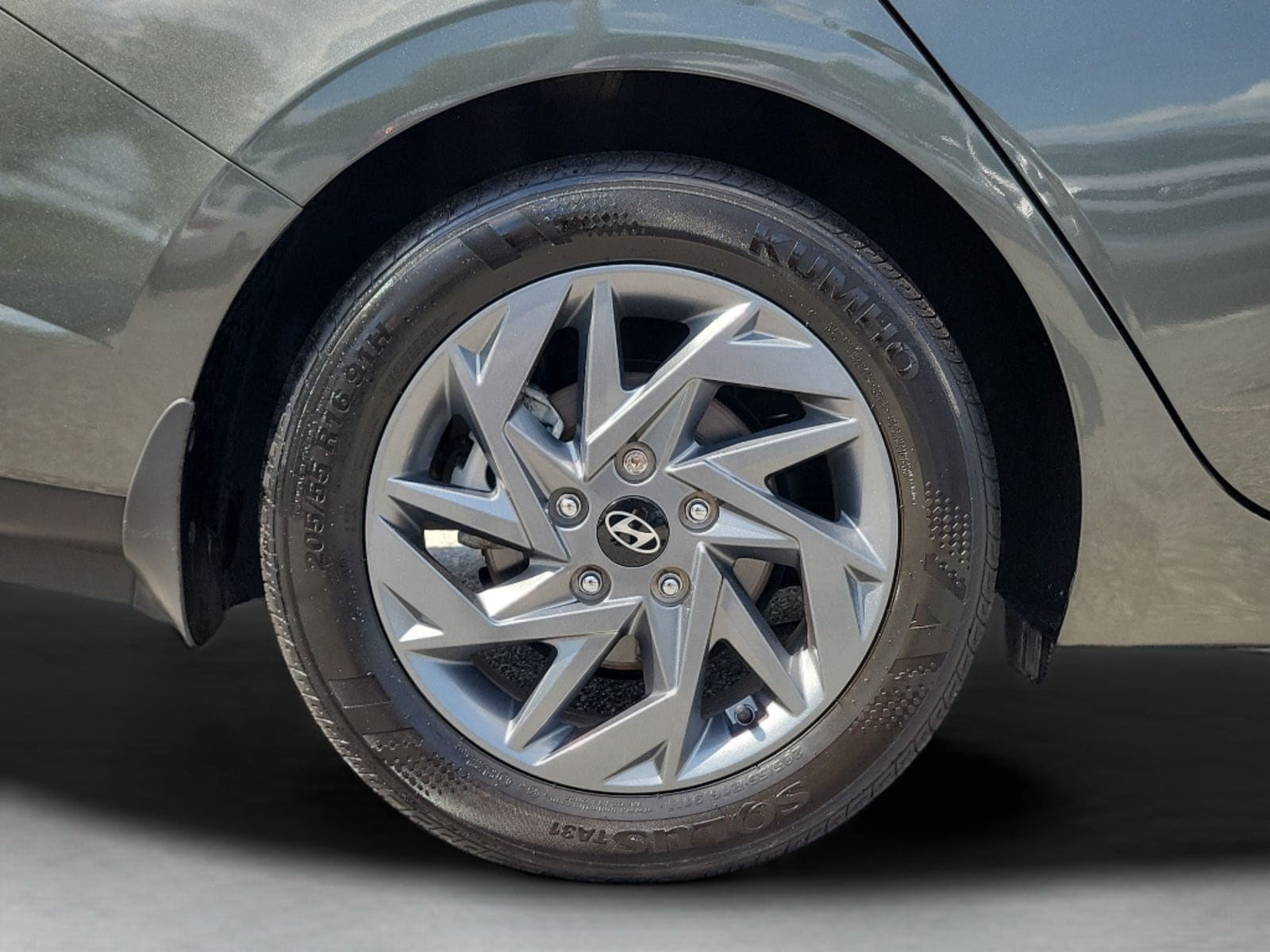 2024 Hyundai Elantra SEL - Photo 17