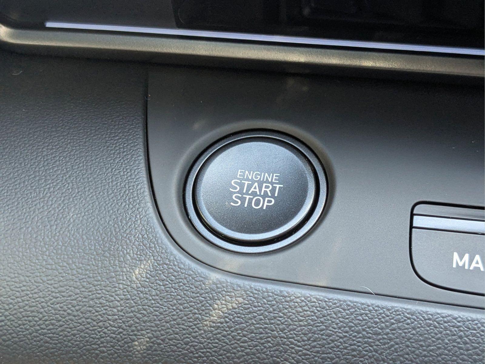 2025 Hyundai Elantra Blue - Photo 37