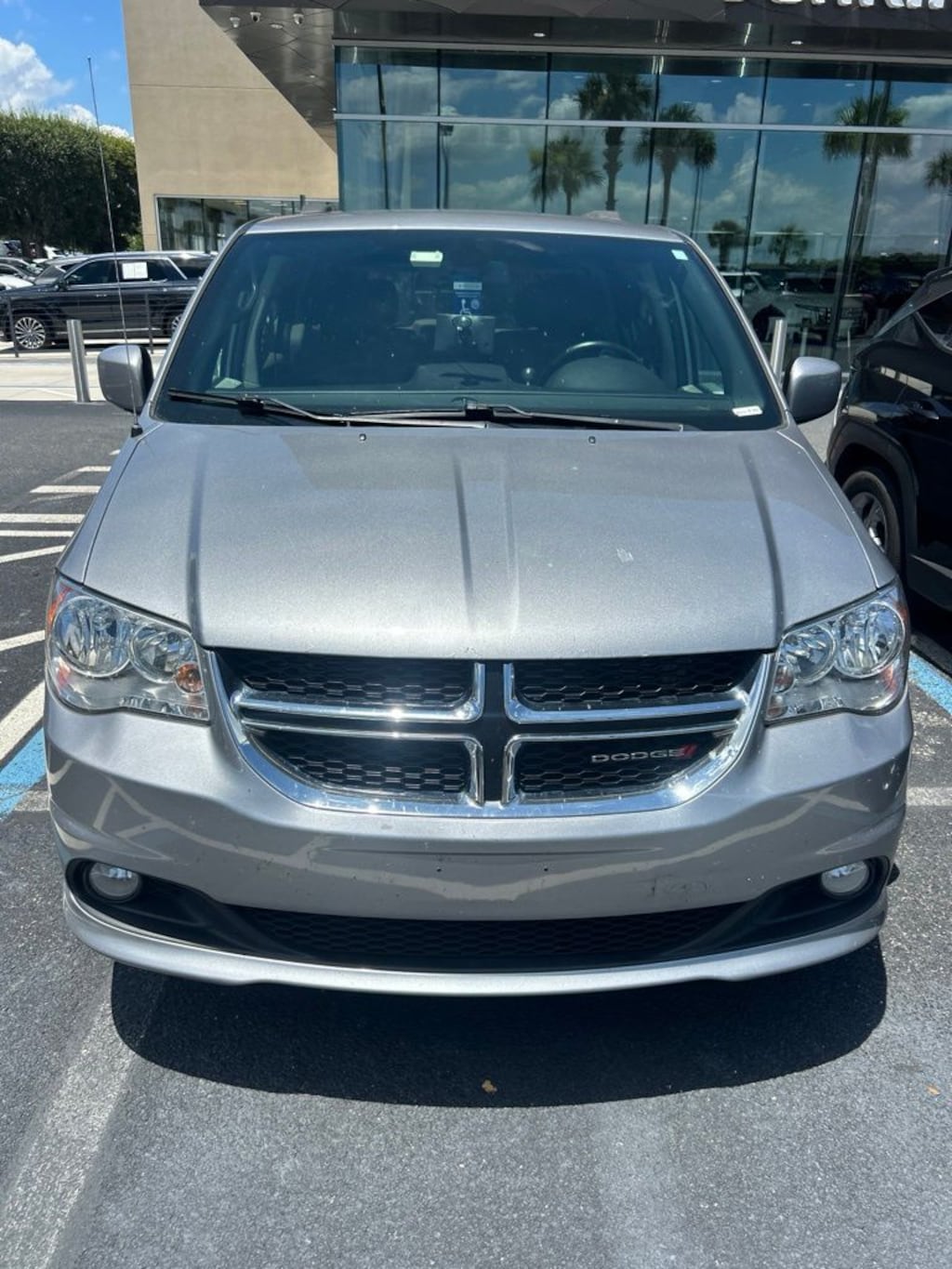 Used 2018 Dodge Grand Caravan SXT Minivan/Van