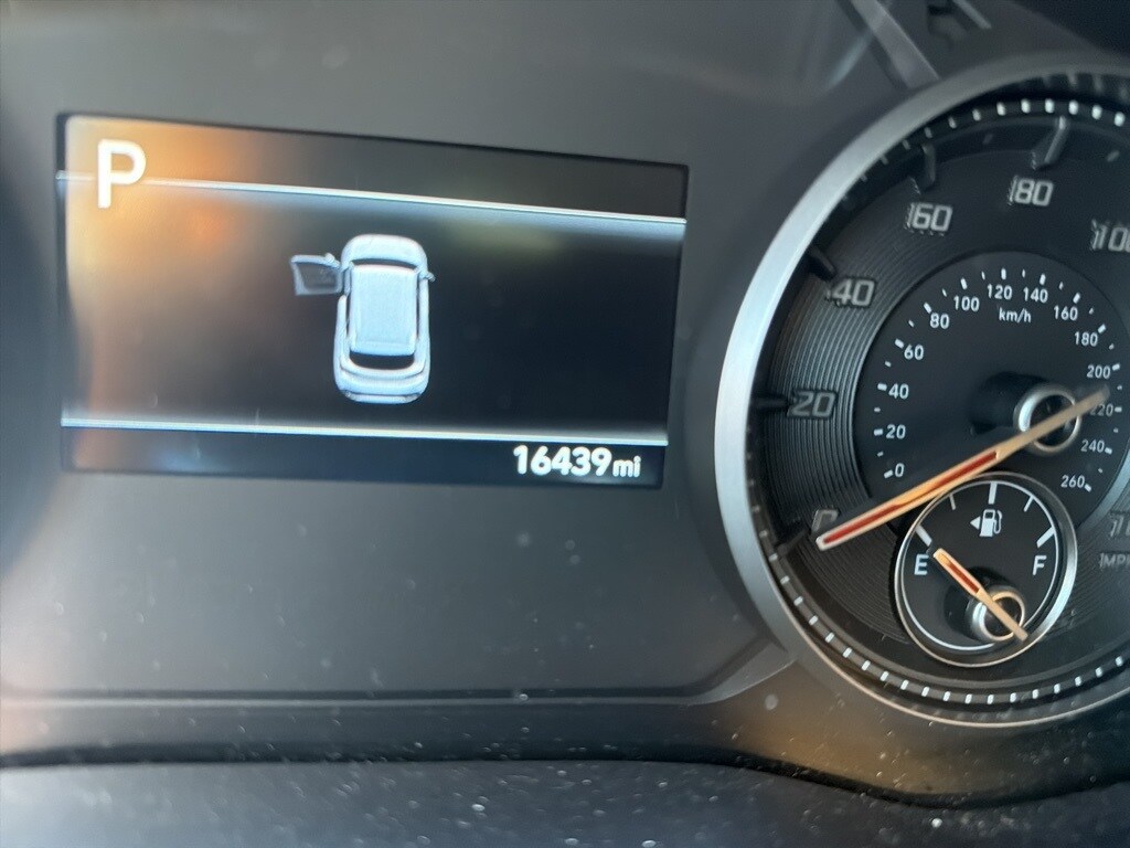 2023 Hyundai Santa Fe SEL photo 2