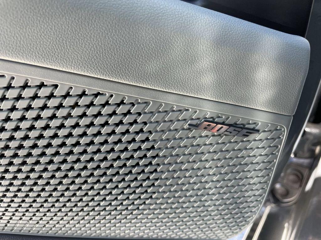 2025 Hyundai Elantra Limited - Photo 23