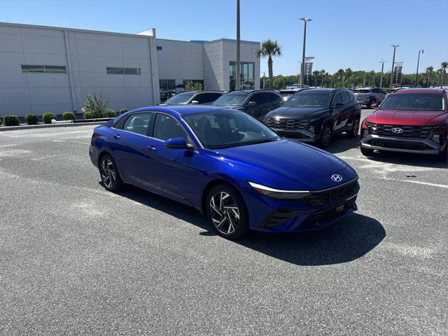 2025 Hyundai Elantra Hybrid Limited photo 2