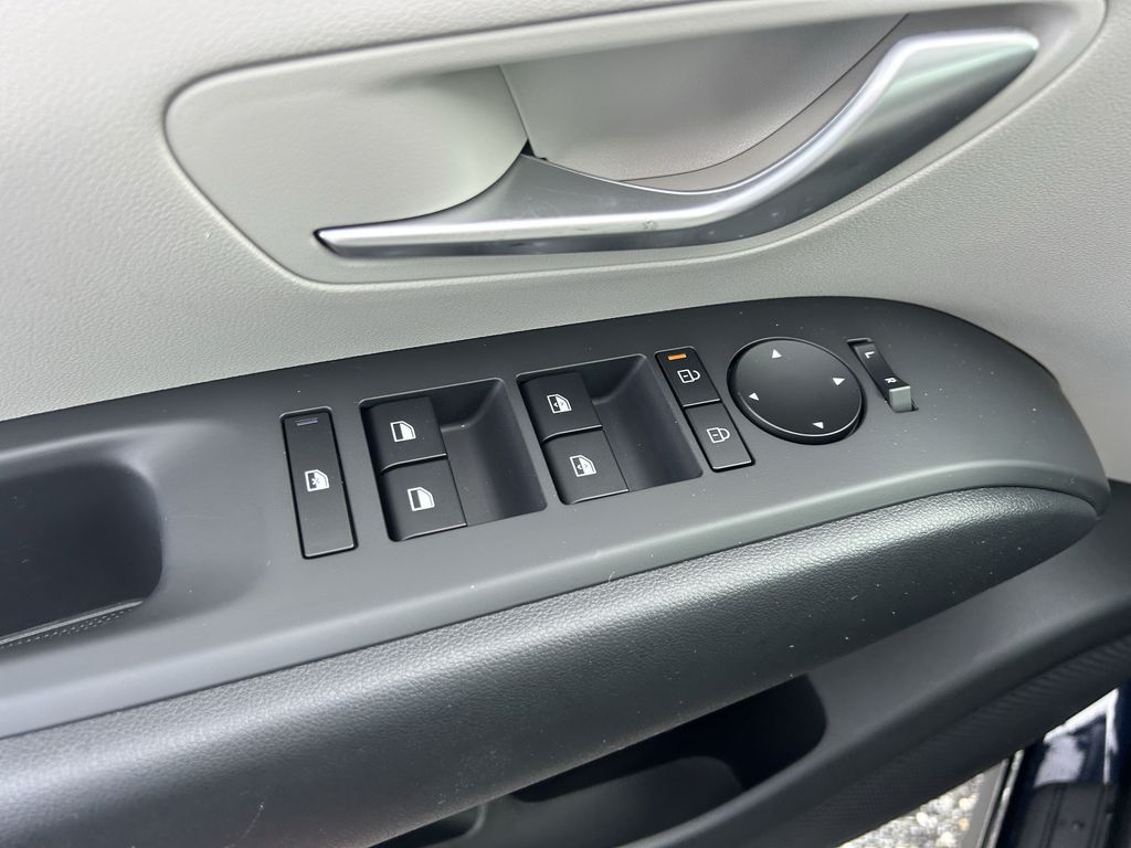 2025 Hyundai Tucson SEL Convenience - Photo 22