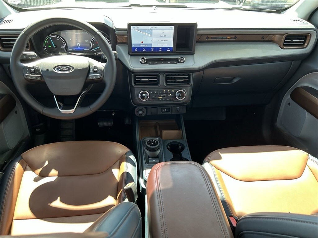 2024 Ford Maverick Lariat photo 2