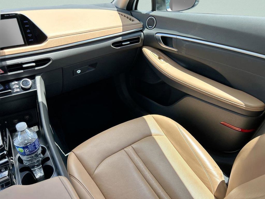 2021 Hyundai Sonata Hybrid Limited - Photo 18