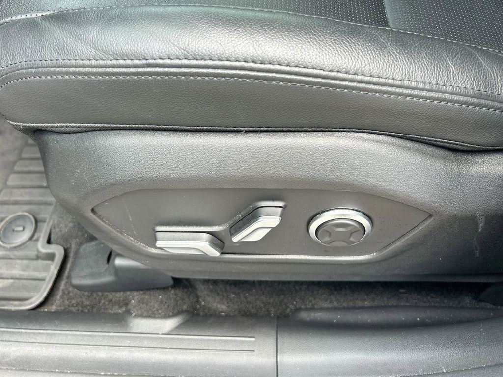 2024 Hyundai Santa Fe Limited HEV - Photo 23