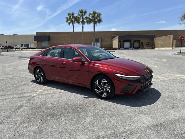 2025 Hyundai Elantra Hybrid Limited photo 2