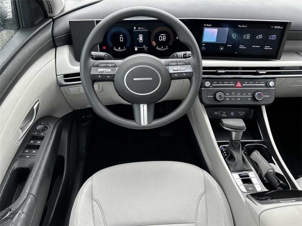 New 2026 Hyundai Tucson SE FWD SUV