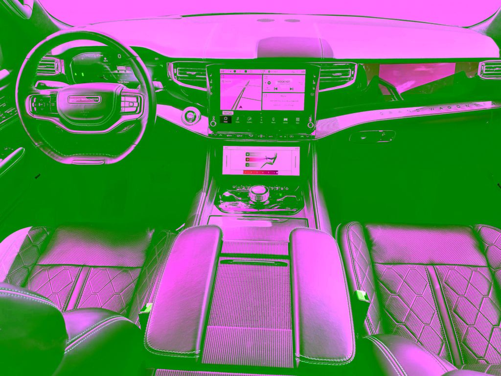 2023 Jeep Grand Wagoneer Series III - Photo 17
