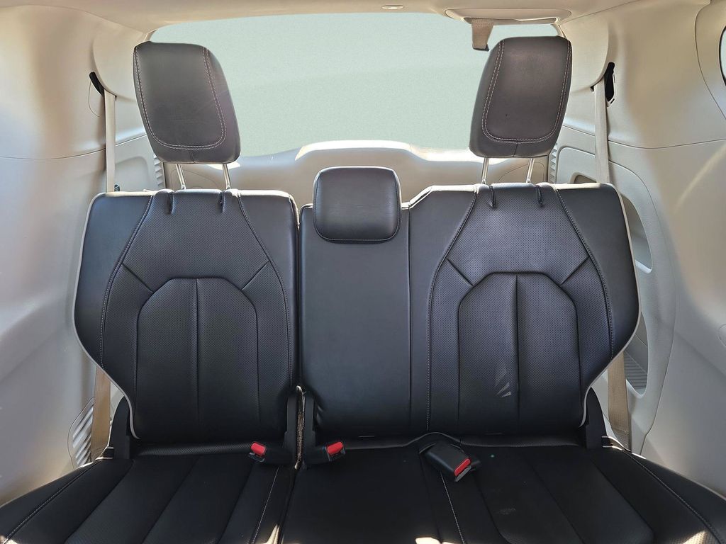 2024 Chrysler Pacifica Limited - Photo 22