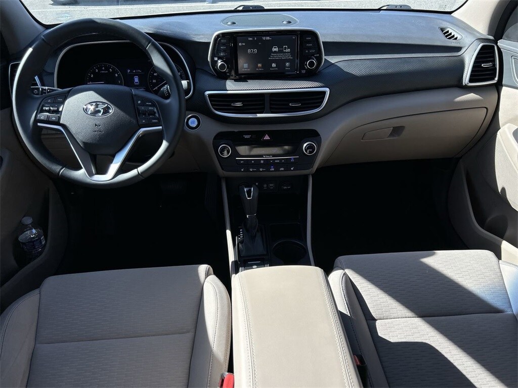 2020 Hyundai Tucson Sport photo 2