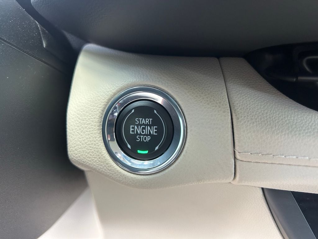 2023 Buick Envision Essence - Photo 33