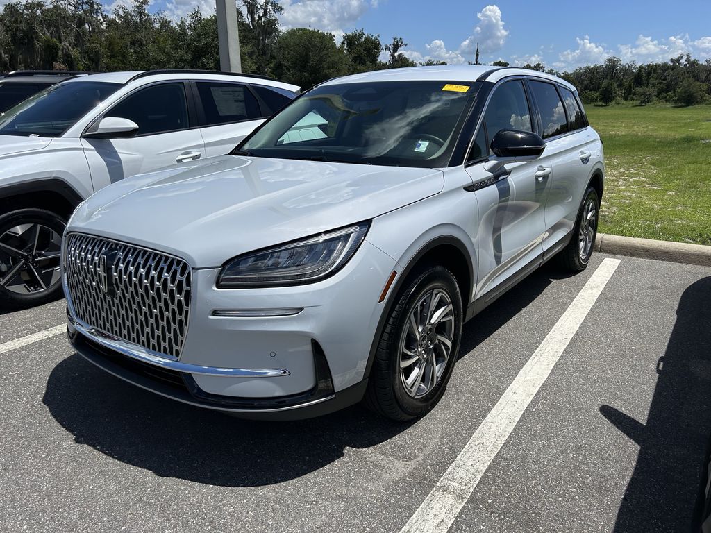 2025 Lincoln Corsair Premiere - Photo 8