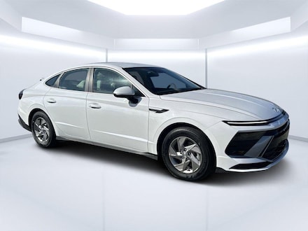 2026 Hyundai Sonata SE Sedan