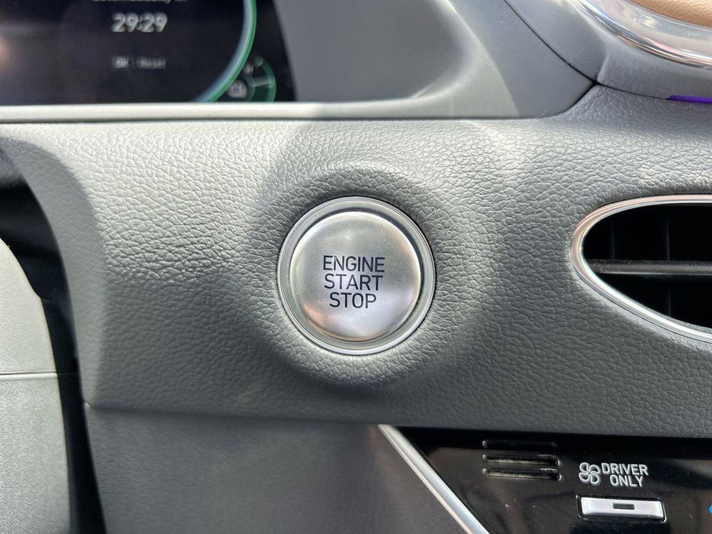 2021 Hyundai Sonata Hybrid Limited - Photo 31