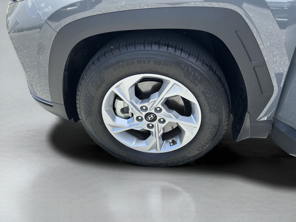 2024 Hyundai Tucson SE - Photo 34