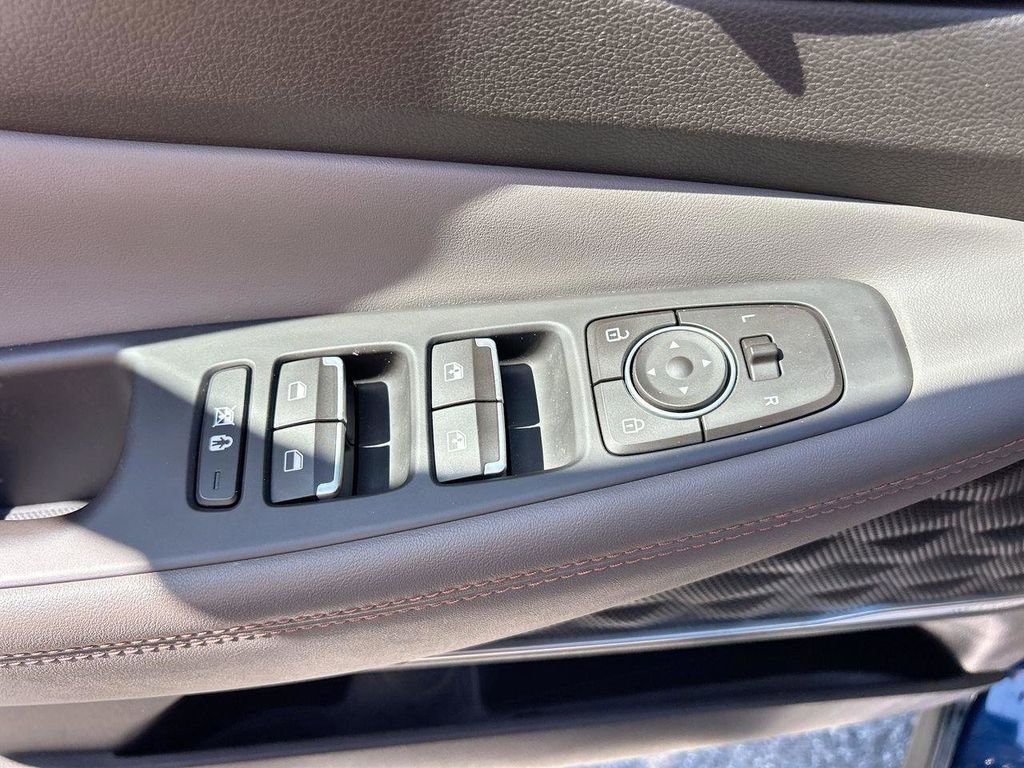 2020 Hyundai Santa Fe Limited - Photo 21