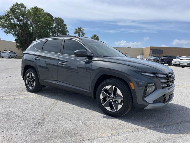 2025 Hyundai Tucson SEL photo 2