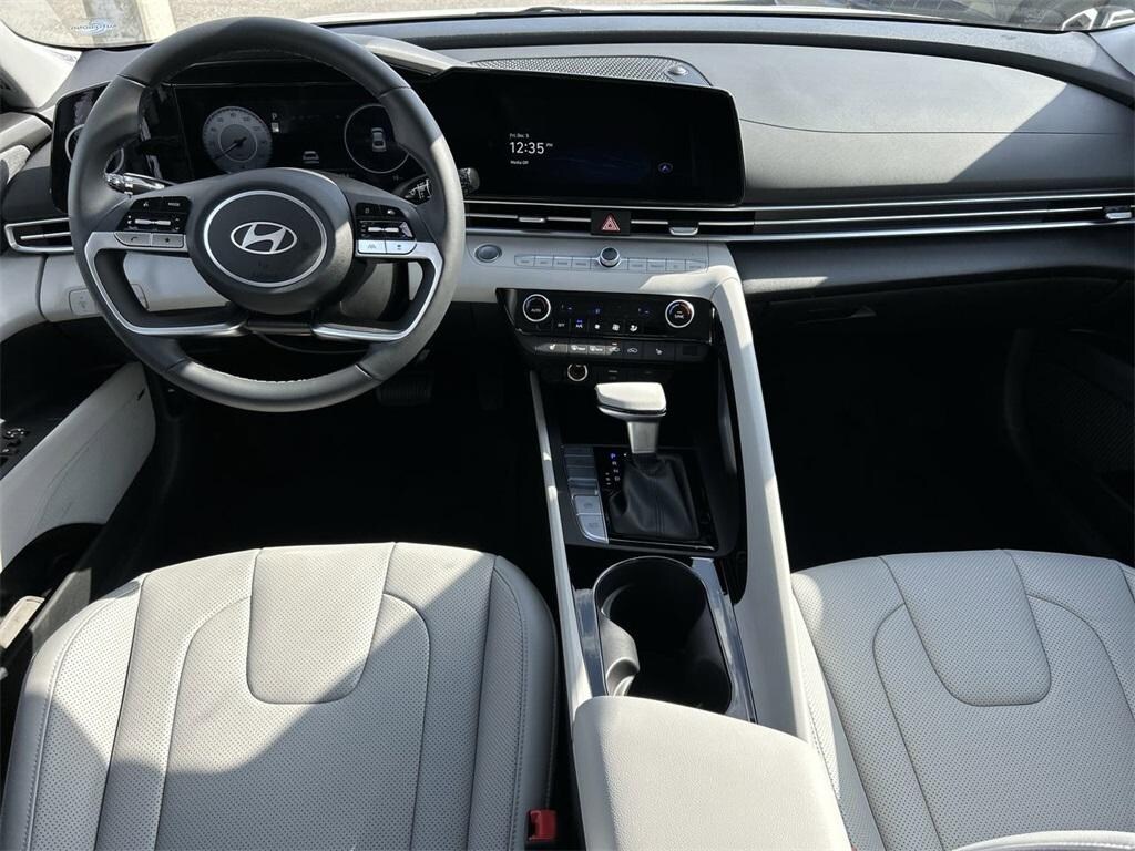 New 2026 Hyundai Elantra Limited Sedan