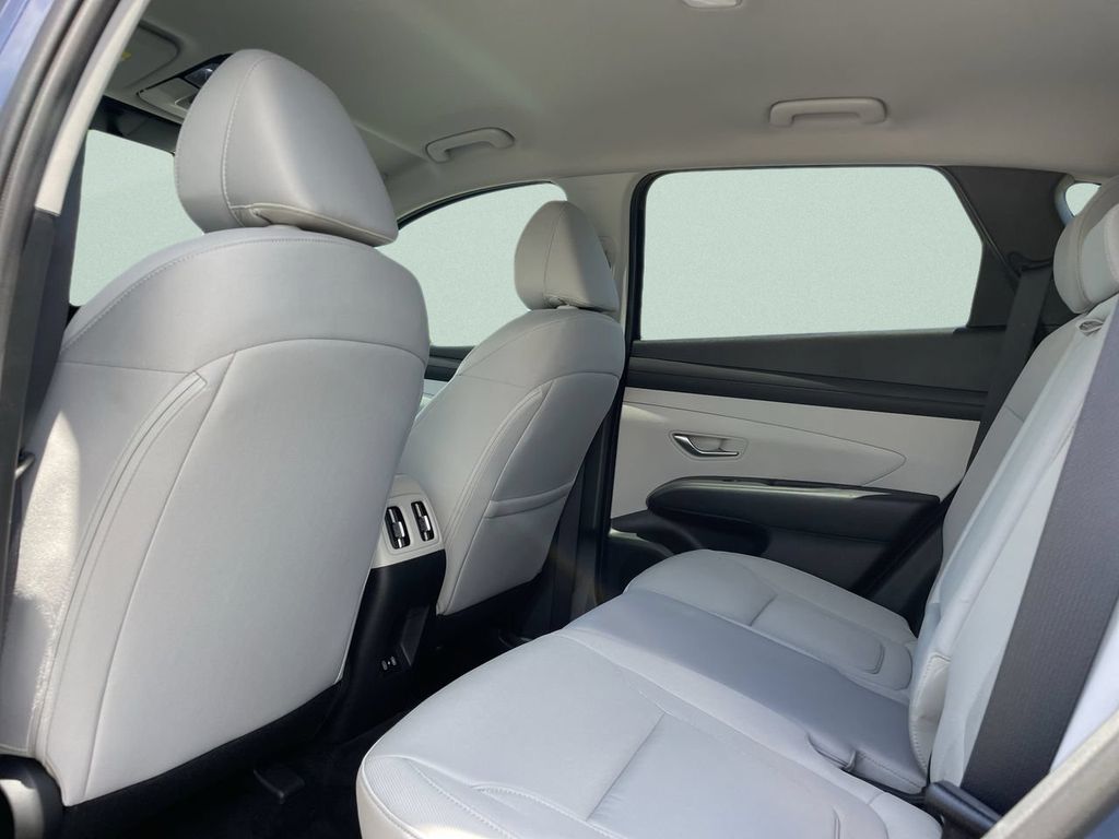 2025 Hyundai Tucson SEL - Photo 23