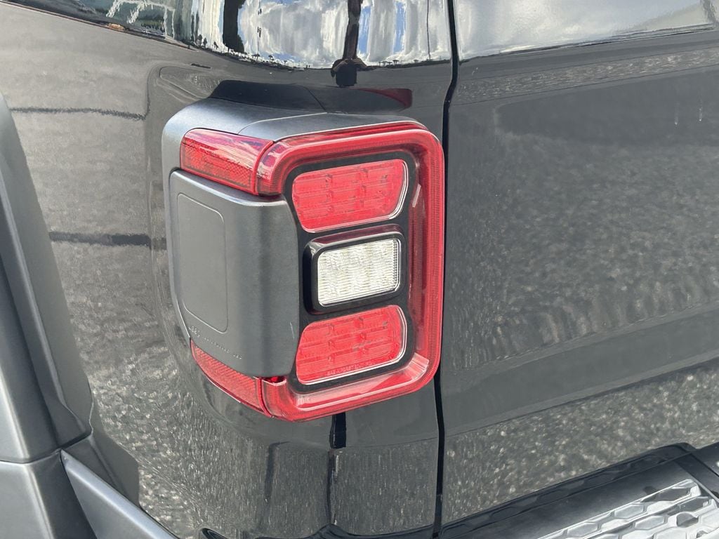 2021 Jeep Gladiator Rubicon - Photo 14