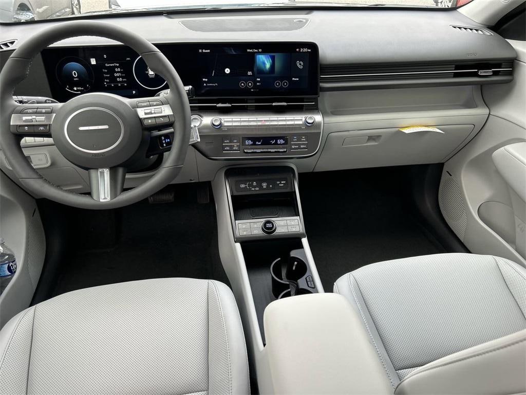 New 2026 Hyundai Kona Limited FWD SUV