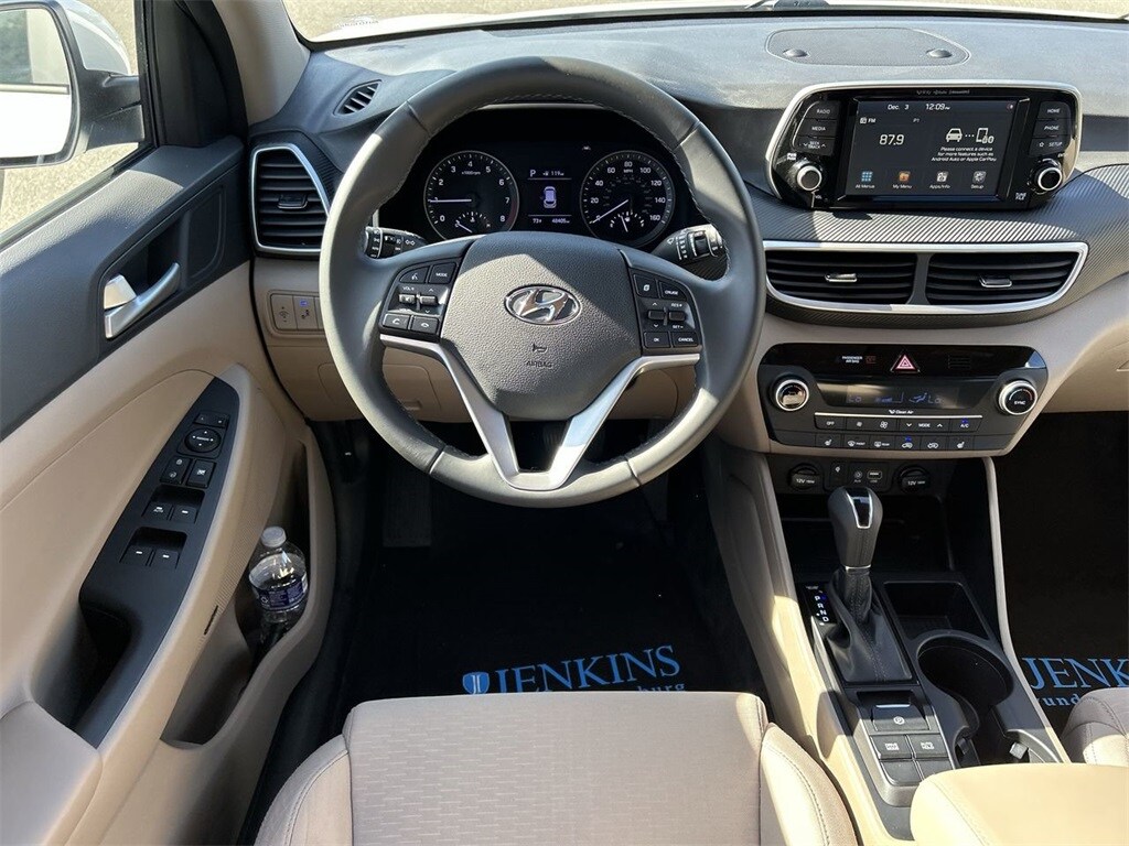 2020 Hyundai Tucson Sport photo 3