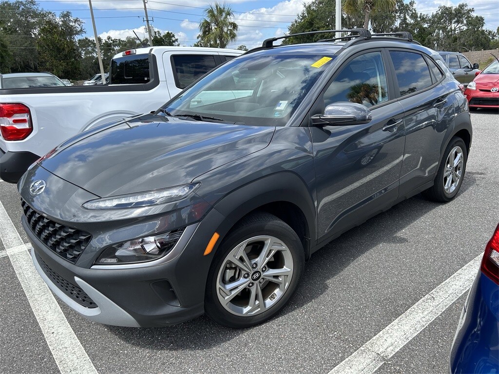 2023 Hyundai Kona SEL photo 4