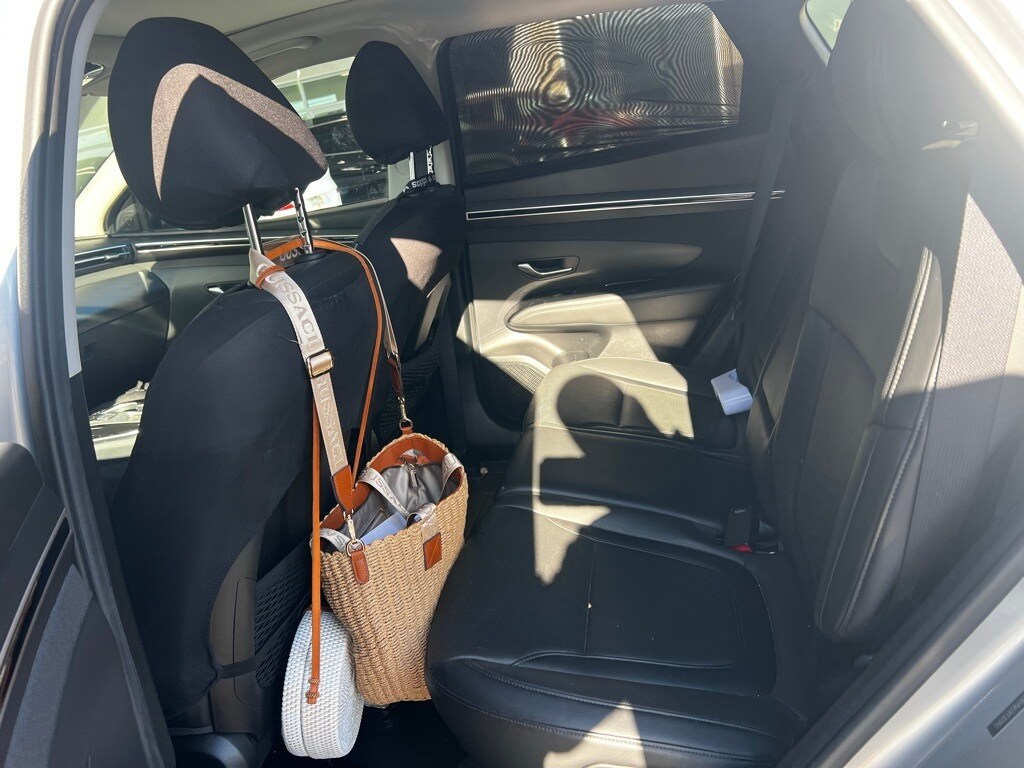 2022 Hyundai Tucson Limited photo 2