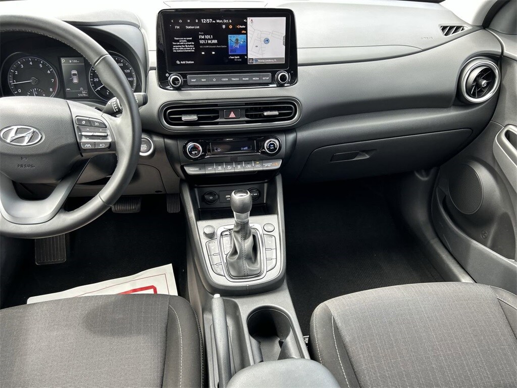 2023 Hyundai Kona SEL photo 4