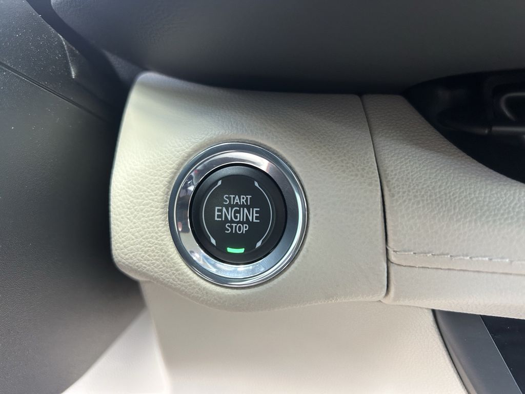 2023 Buick Envision Essence - Photo 30