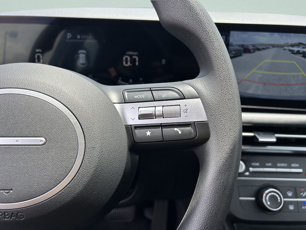 2025 Hyundai Tucson SE - Photo 28