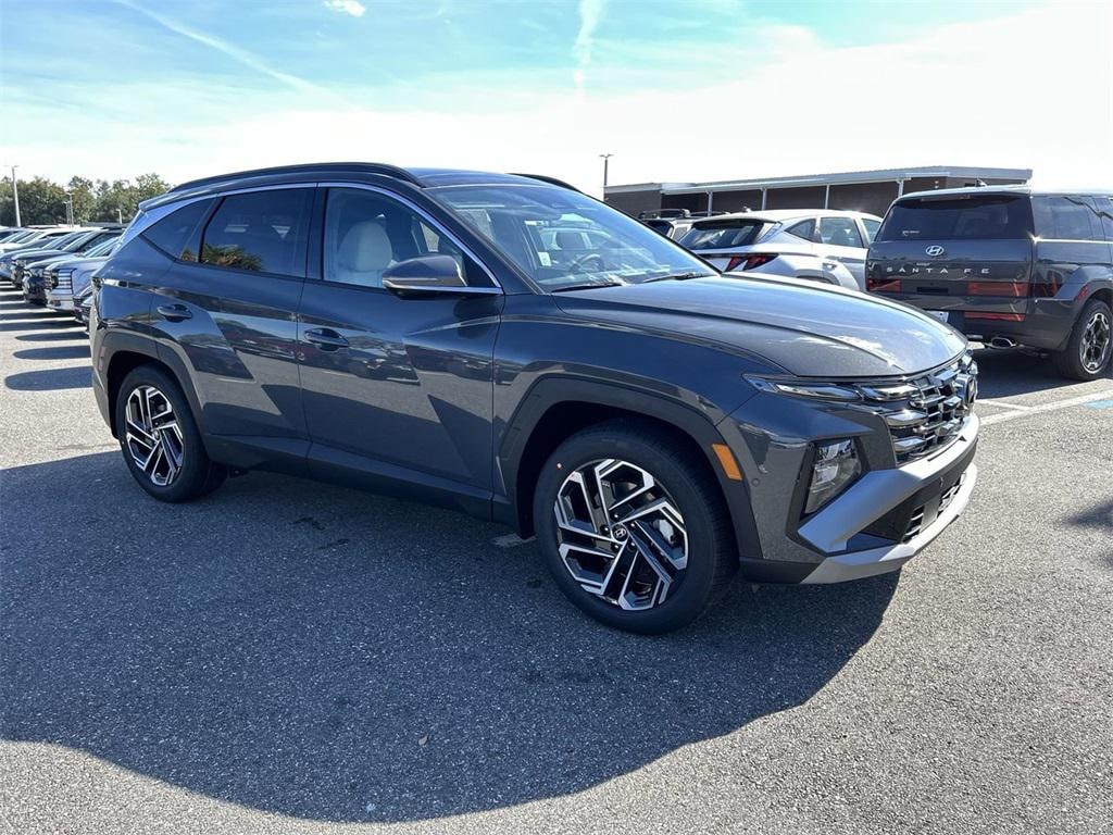 New 2026 Hyundai Tucson Limited FWD SUV