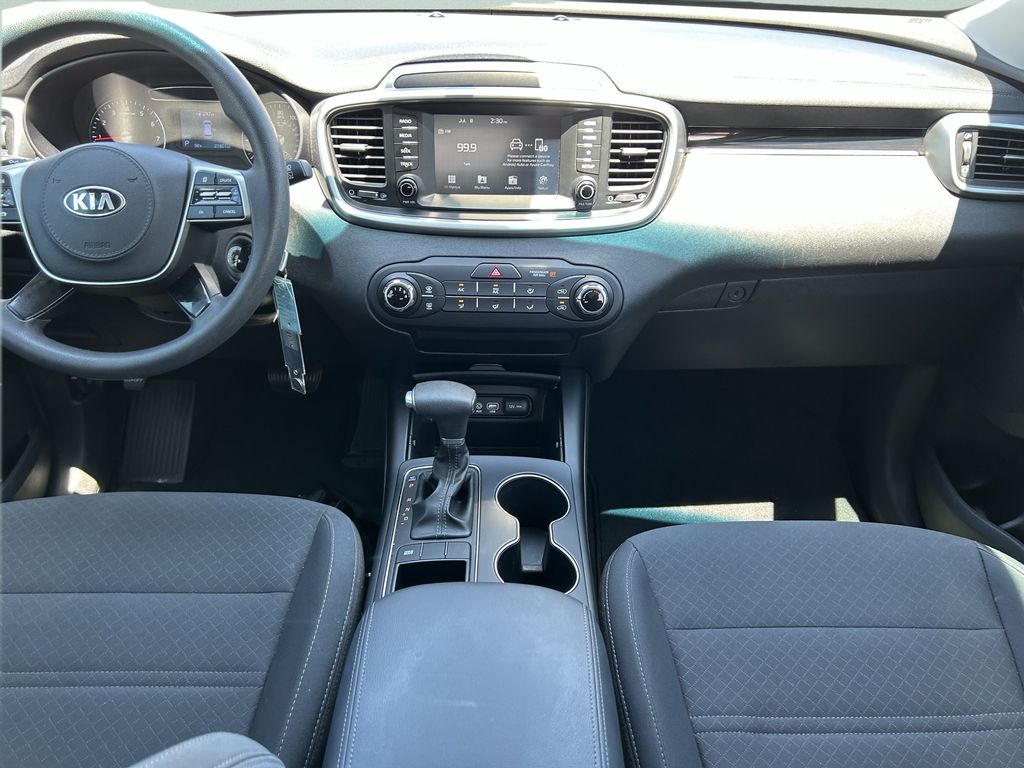 2019 Kia Sorento L - Photo 17