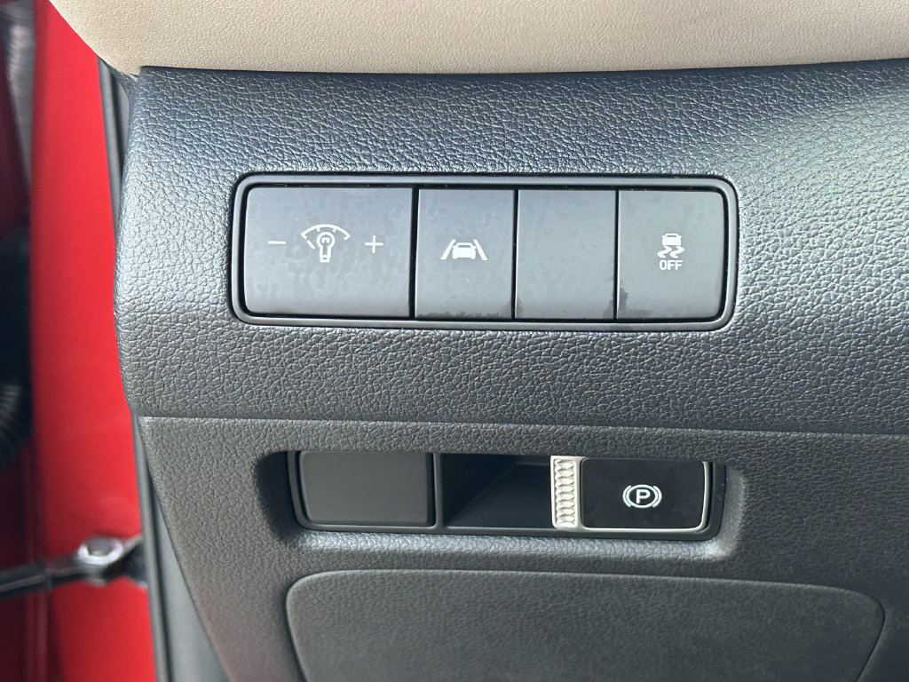 2023 Hyundai Santa Fe SE - Photo 28