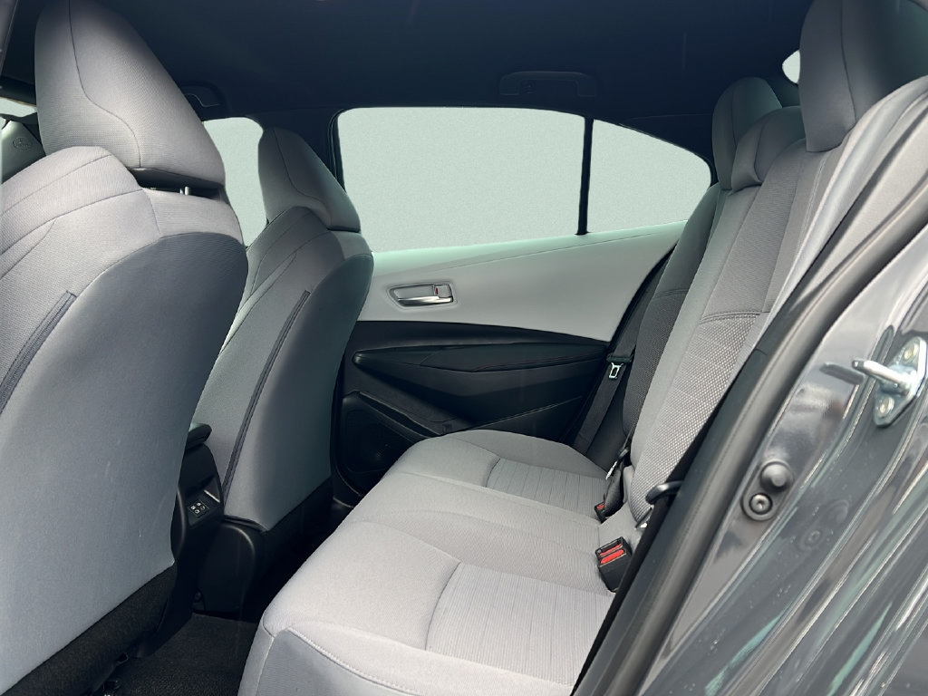 2025 Toyota Corolla SE - Photo 12