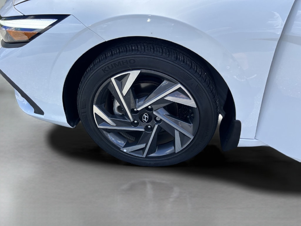 2025 Hyundai Elantra SEL - Photo 35