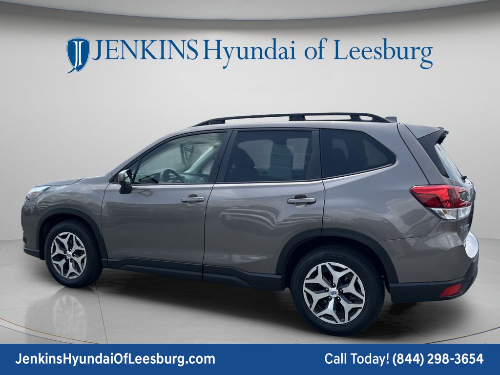 2023 Subaru Forester Premium - Photo 8
