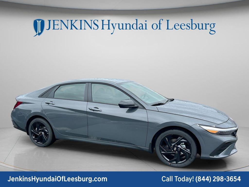 New 2026 Hyundai Elantra SEL Sport Sedan